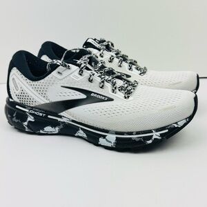 Brooks Ghost 14 running shoe. White/grey/black camo colorway. Women’s size 9M.